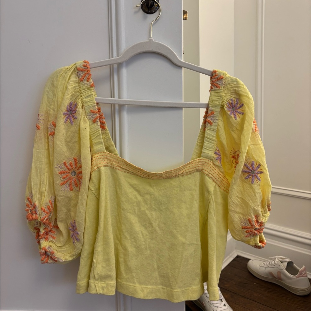 Urban Outfitters Yellow Embroidered‎ Puff-Sleeve Blouse